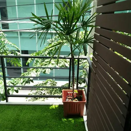 Live Like A Local In Ekkamai Apartment Bangkok Exterior photo